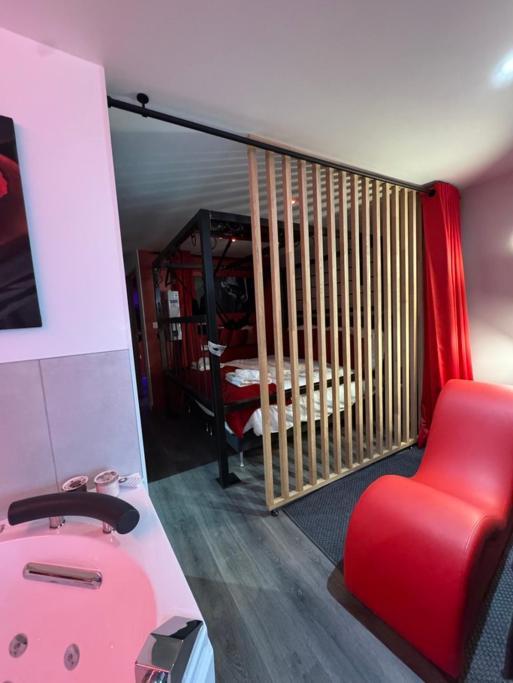 Nuit Defendue - Jacuzzi - Sauna - By Primo C0Nciergerie Tournus Exterior foto